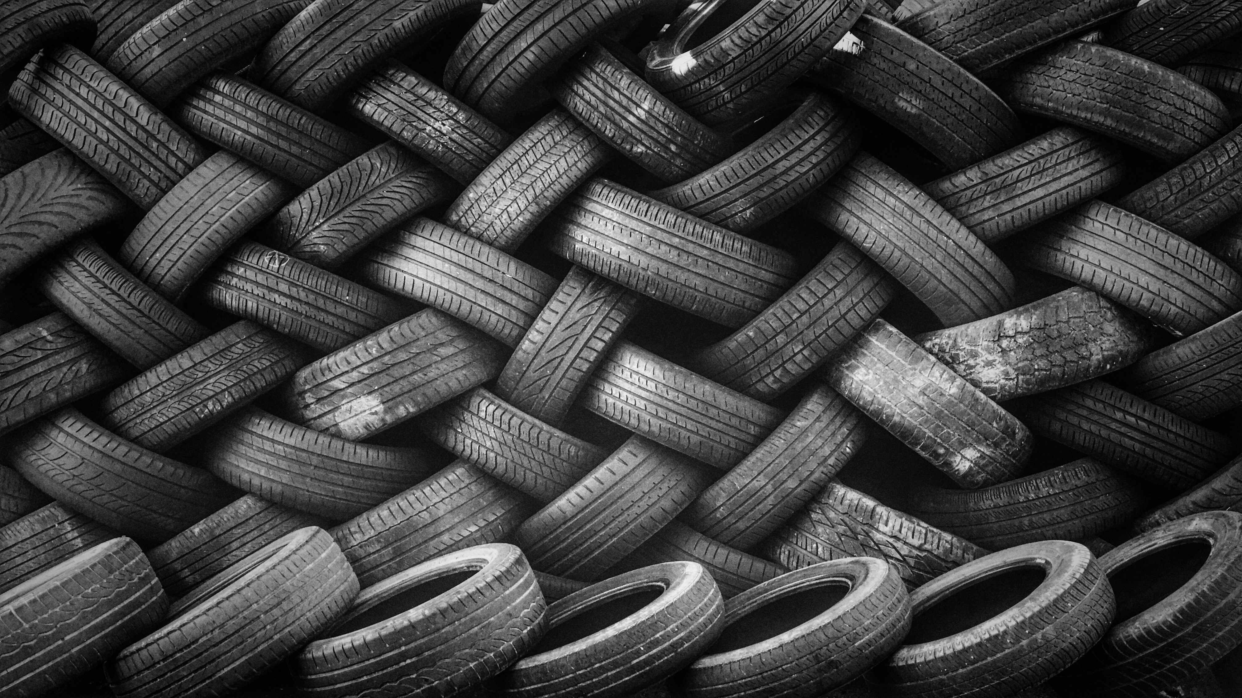 The advantages and disadvantages of Bridgestone tires
